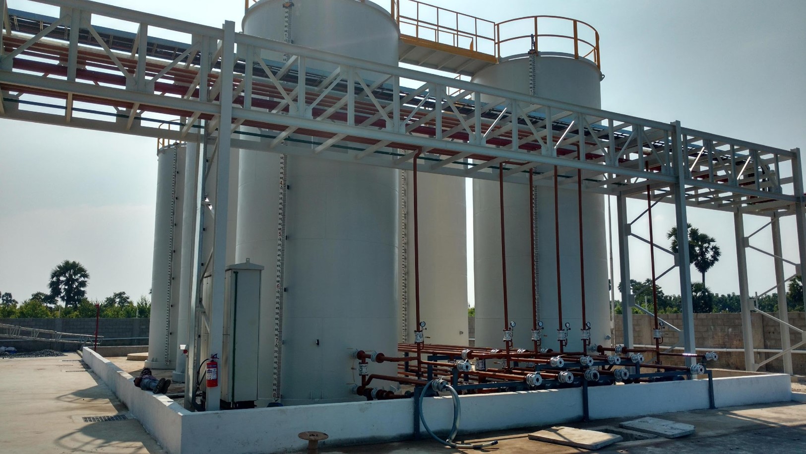 Tank farm with truck loading